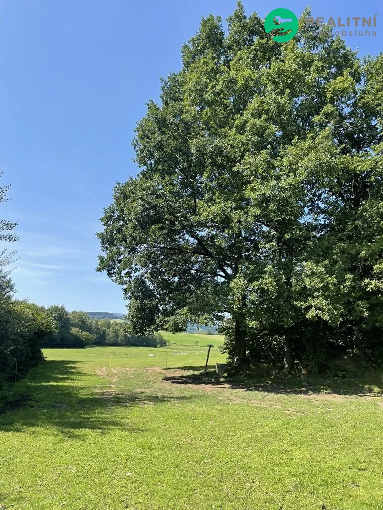 Prodej stavebního pozemku 3805 m²